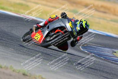 media/Aug-13-2023-CRA (Sun) [[1cfc37a6fb]]/Race 4 400 Superbike/Race/